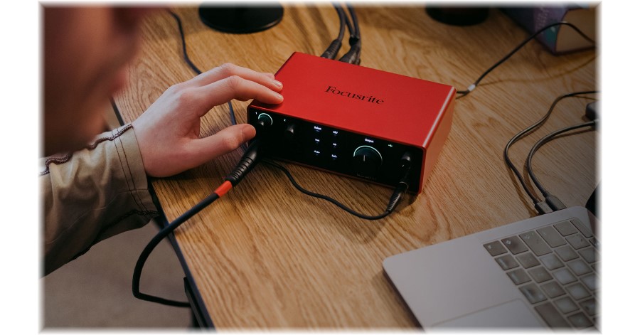 Bon Studio: Focusrite Scarlett 4ης Γενιάς - Τα πιο δημοφιλή Audio interfaces στον πλανήτη τώρα ακόμα πιο ποιοτικά.